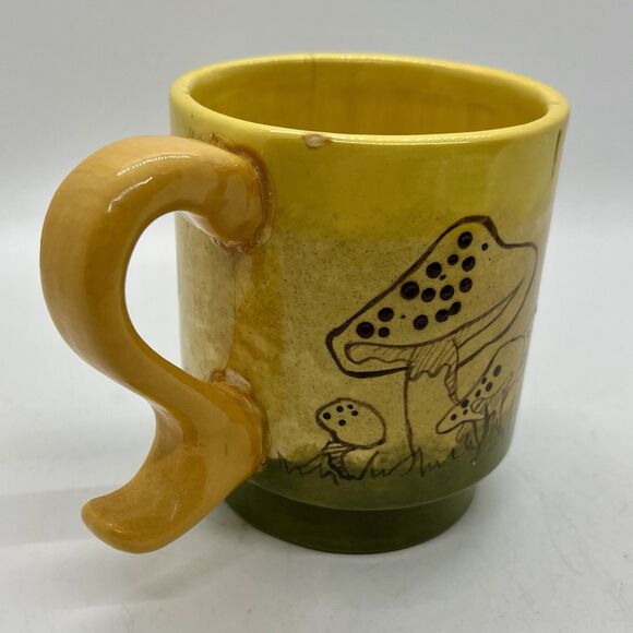 Vintage Retro 70s Hand Painted Pottery Mushroom Mug Cup Planter Pot As-Is - Picture 9 of 9